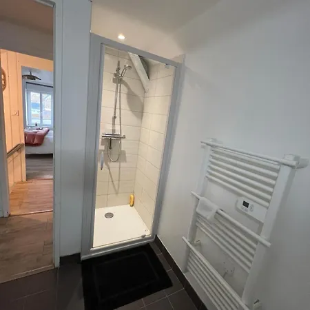 Apartment Proche Chateau - Calme, Confortable, Equipe *